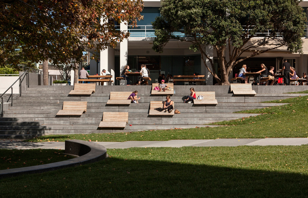 Sills van Bohemen’s award-winning Hurstmere Green in Takapuna. 