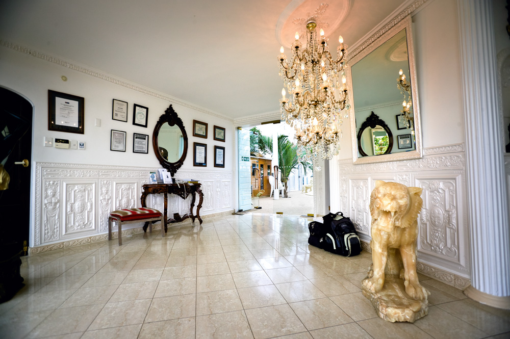 Hollywood style: The Capri clinic foyer.