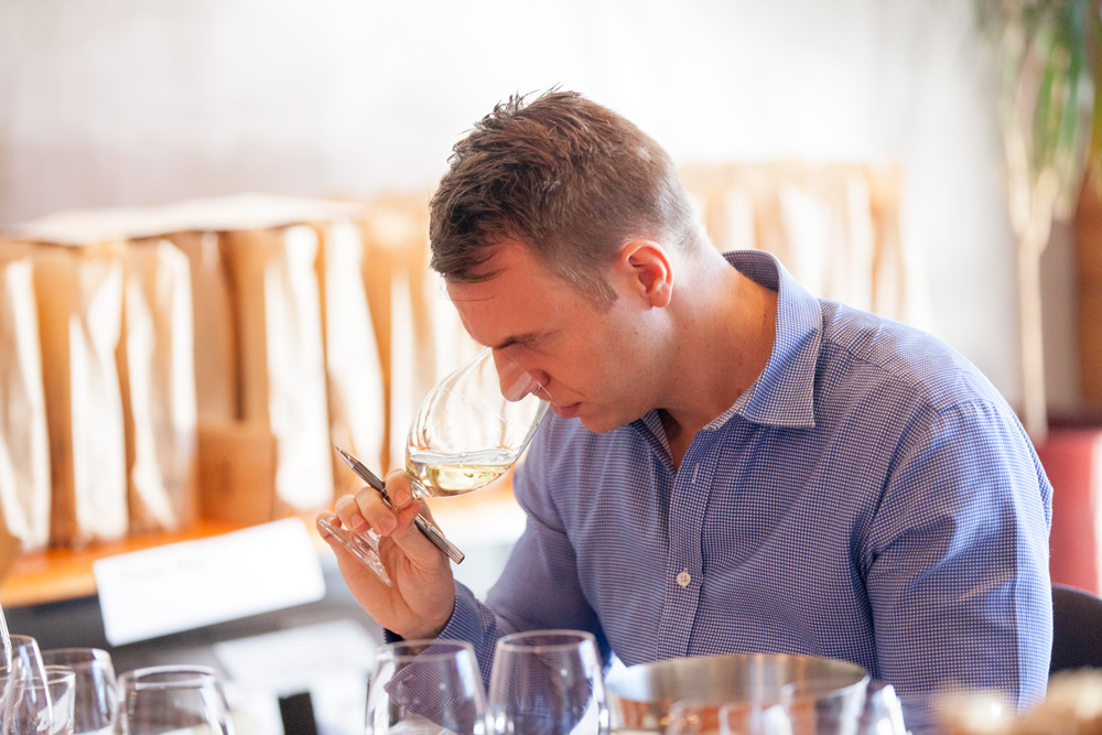 MT0615Wines-Judges'-(5)