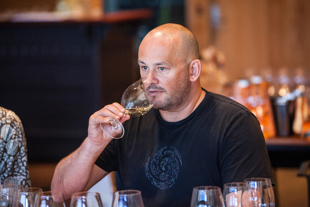 MT0615Wine (2)