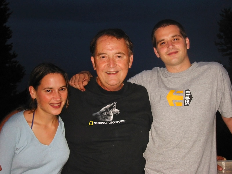 Barnaby Jack, right, with sister Amberleigh and father Mike in Auckland in 2002.