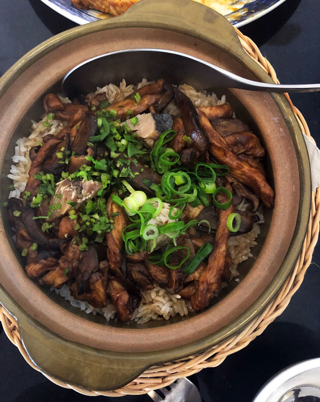 Chicken claypot rice. Photo: JT