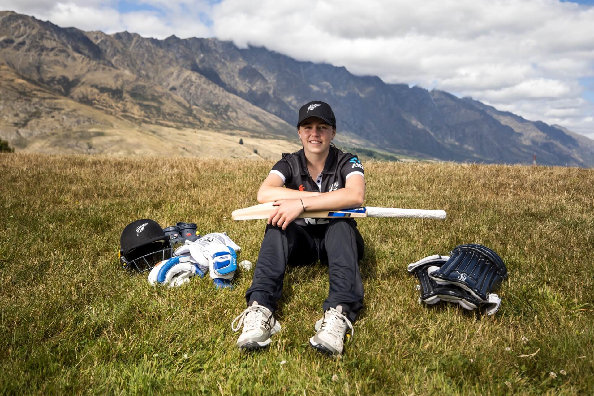 Left-arm offspinner, FRAN JONAS